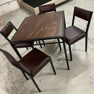 Juego De Mesa 4 Sillas