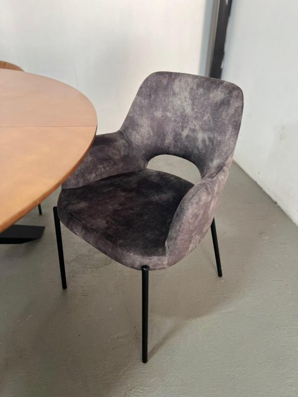 Silla Europa Minimalista | Terciopelo Gris | Estructura Herreria